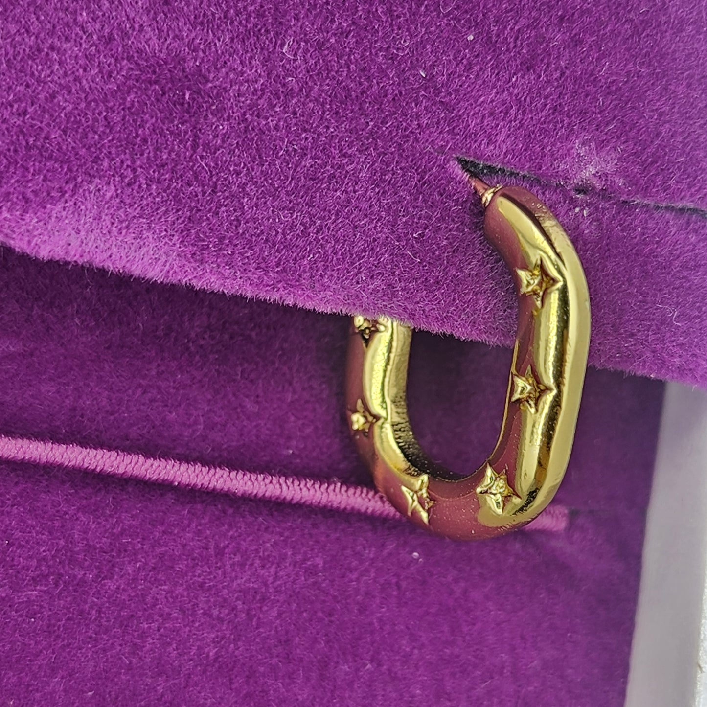 Amy Hoops - GoDazzle