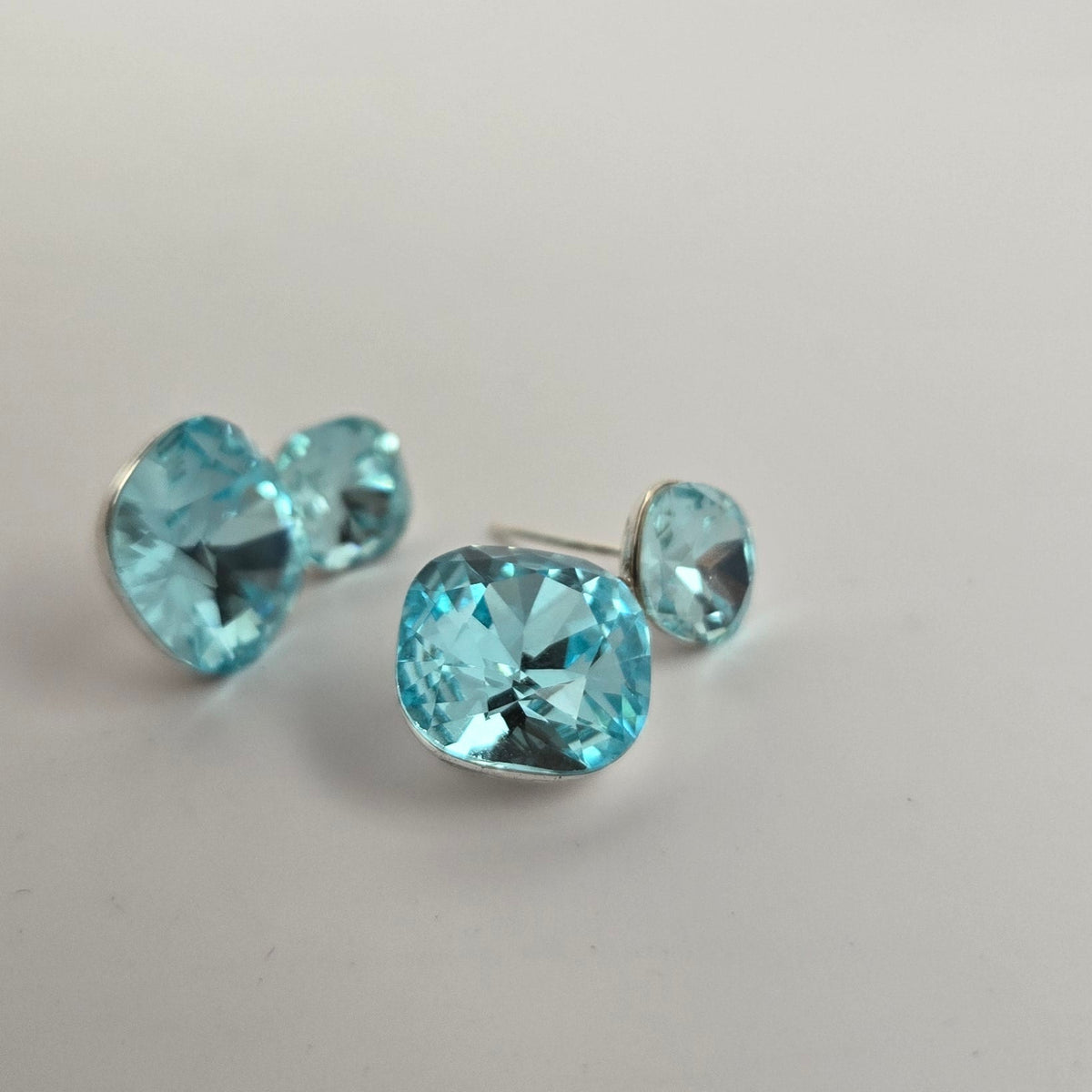 Sandra Crystal Studs - GoDazzle