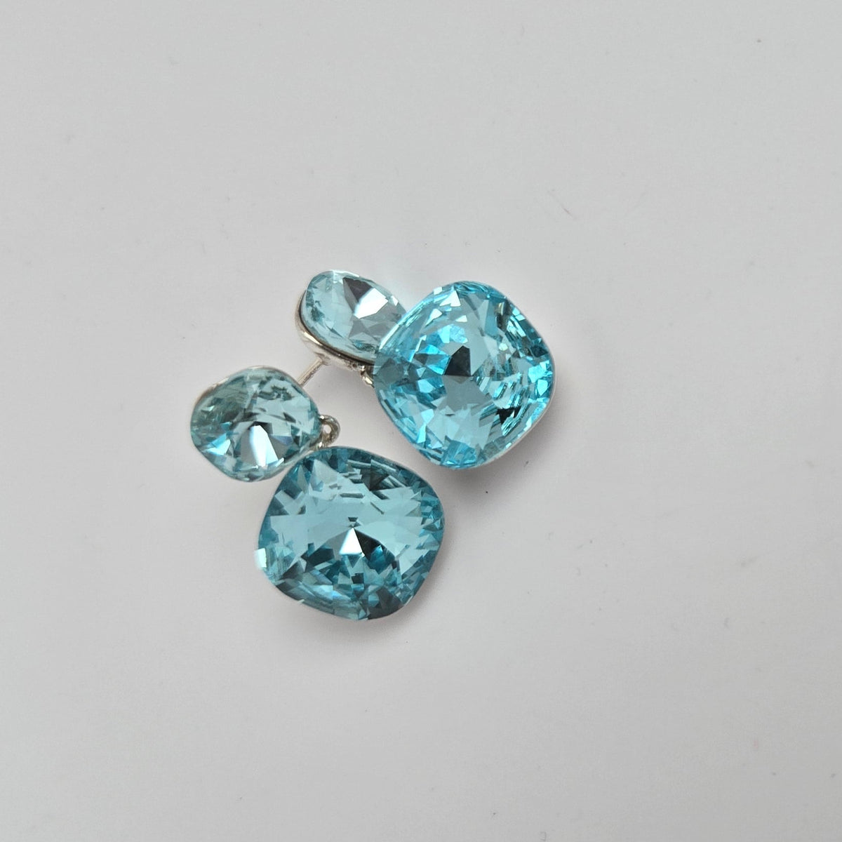 Sandra Crystal Studs - GoDazzle