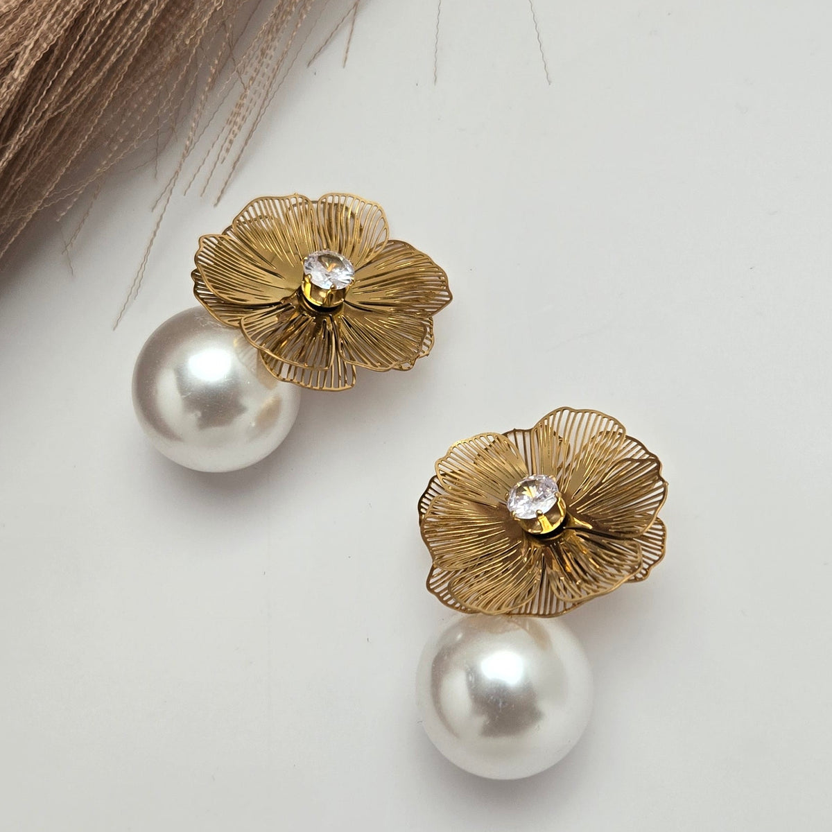 Aria Luxe Pearl Earrings - GoDazzle