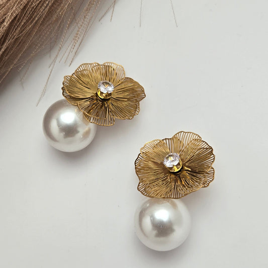 Aria Luxe Pearl Earrings - GoDazzle