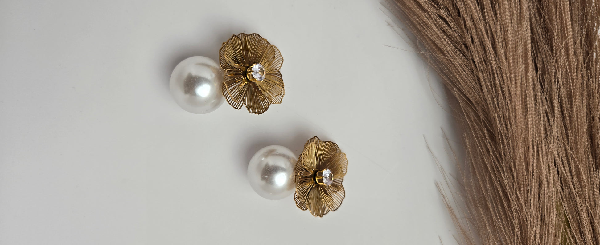 Aria Luxe Pearl Earrings - GoDazzle