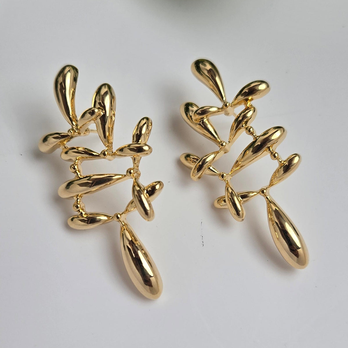 Amber Earring - GoDazzle