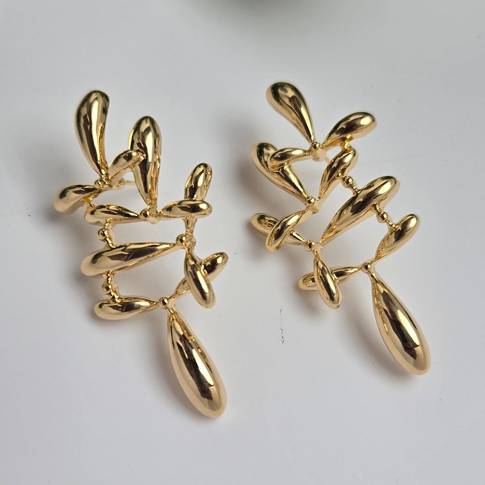 Amber Earring - GoDazzle