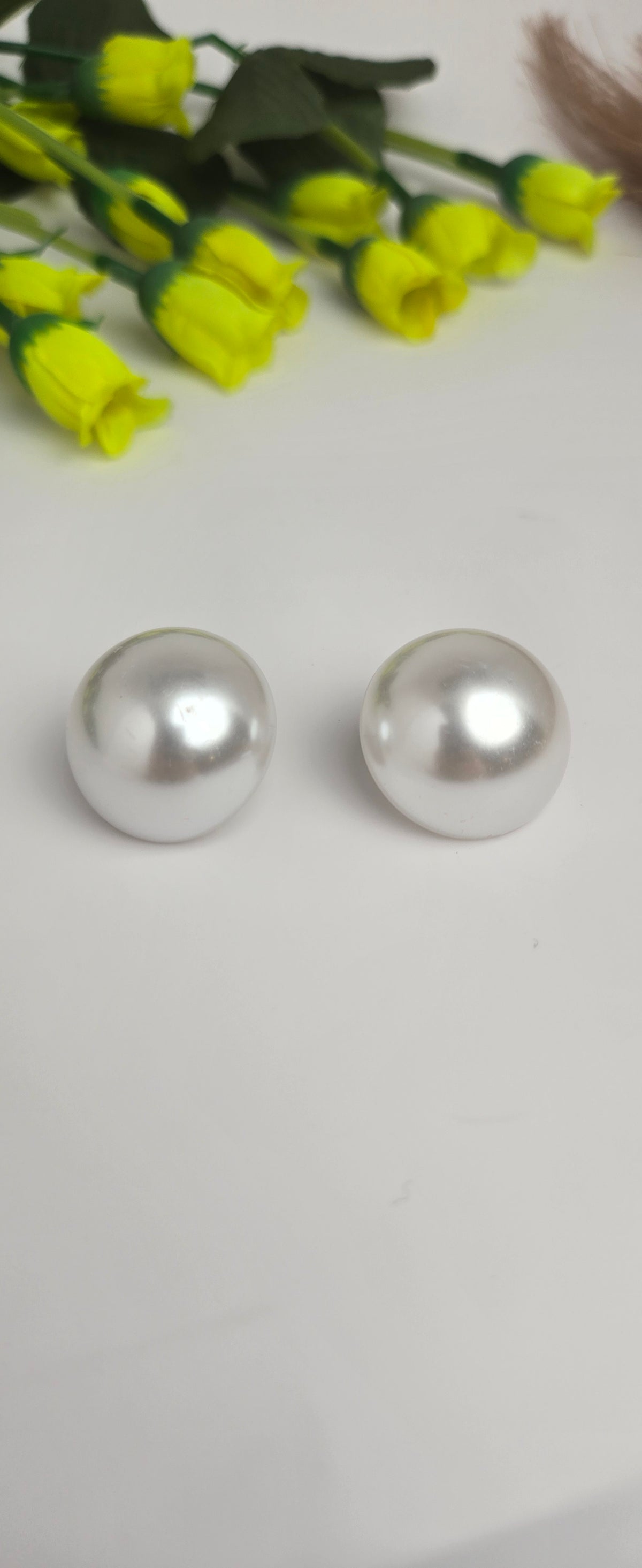 Big Pearl ear ring