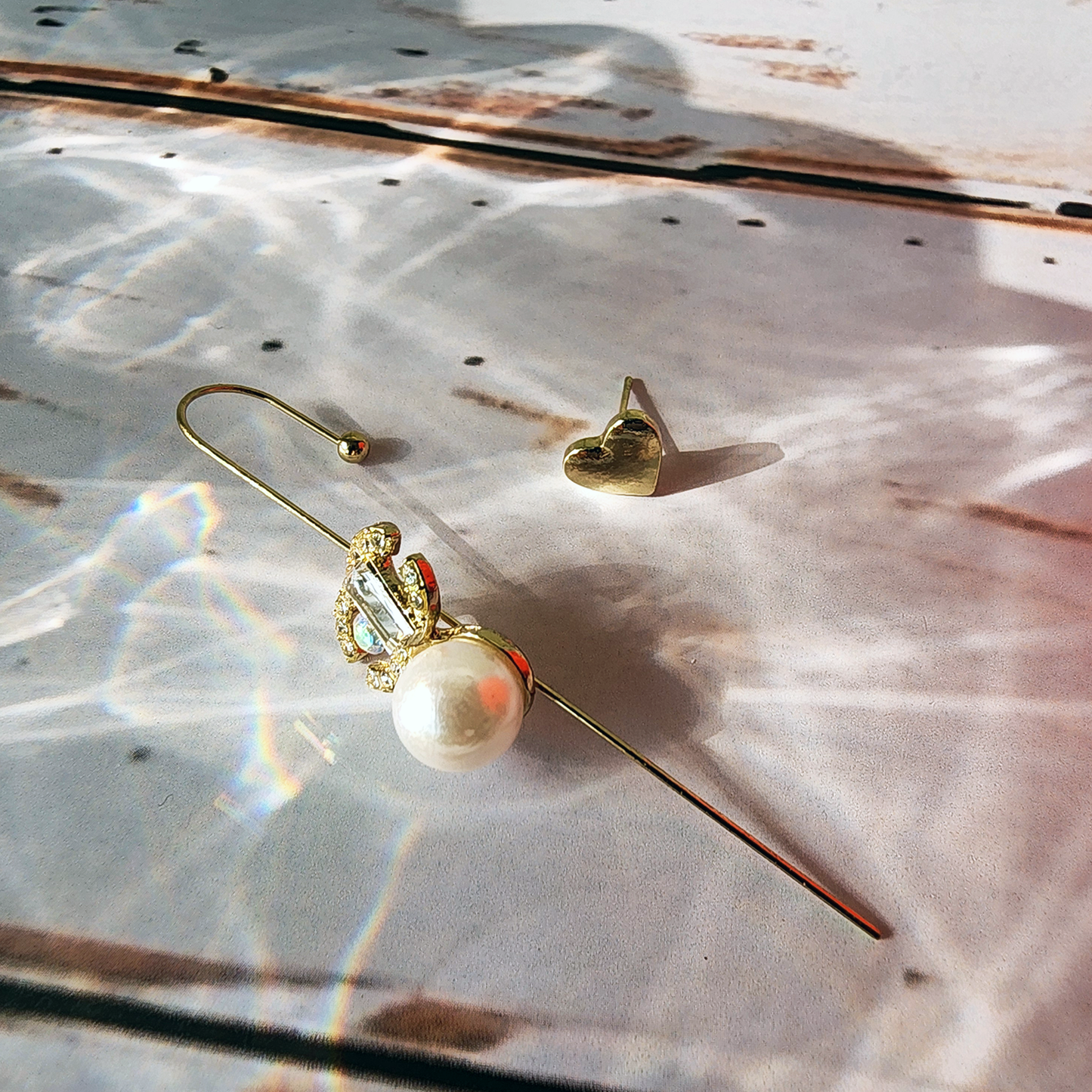 Pearl Ear Cuff - GoDazzle