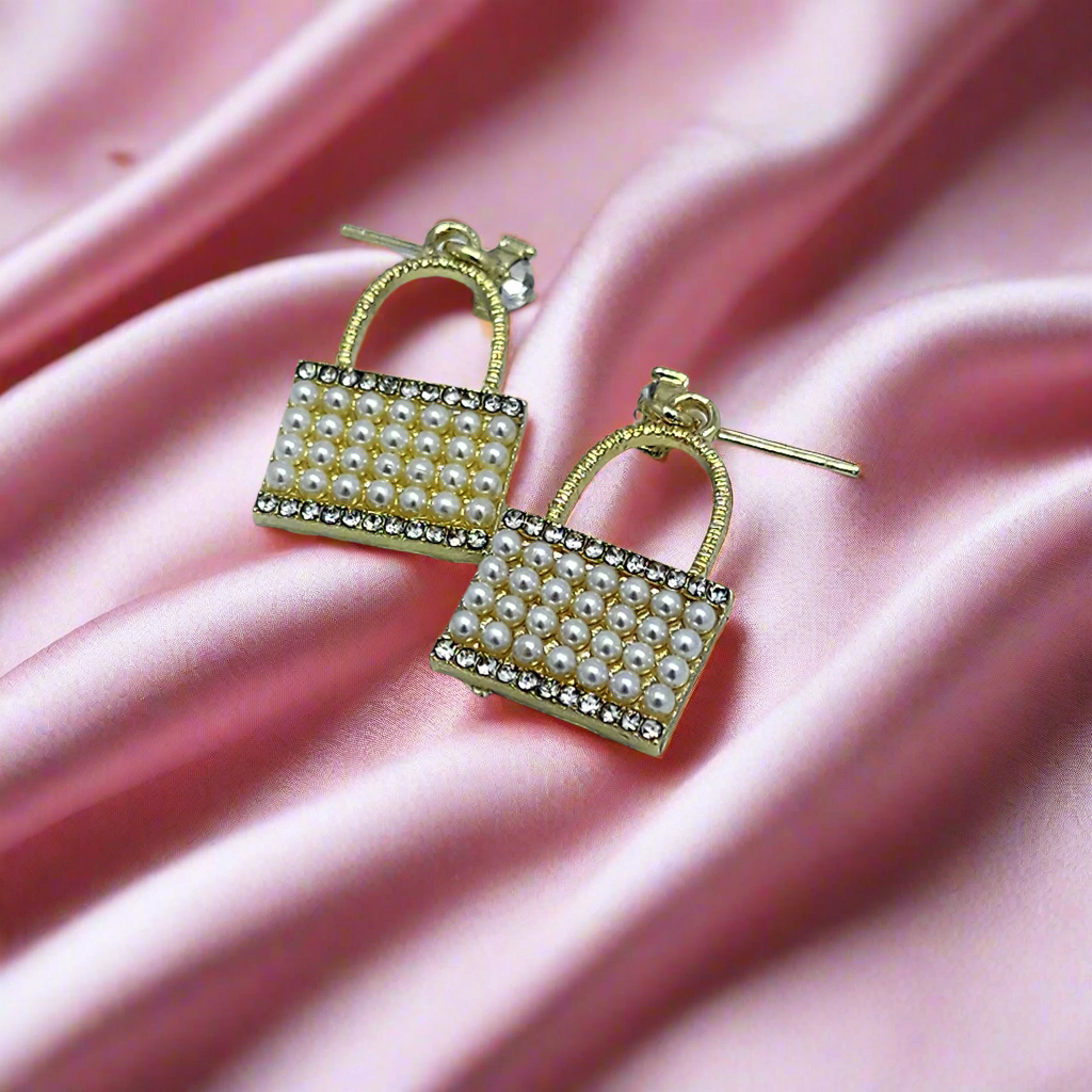 Lock Hanger Earring - GoDazzle