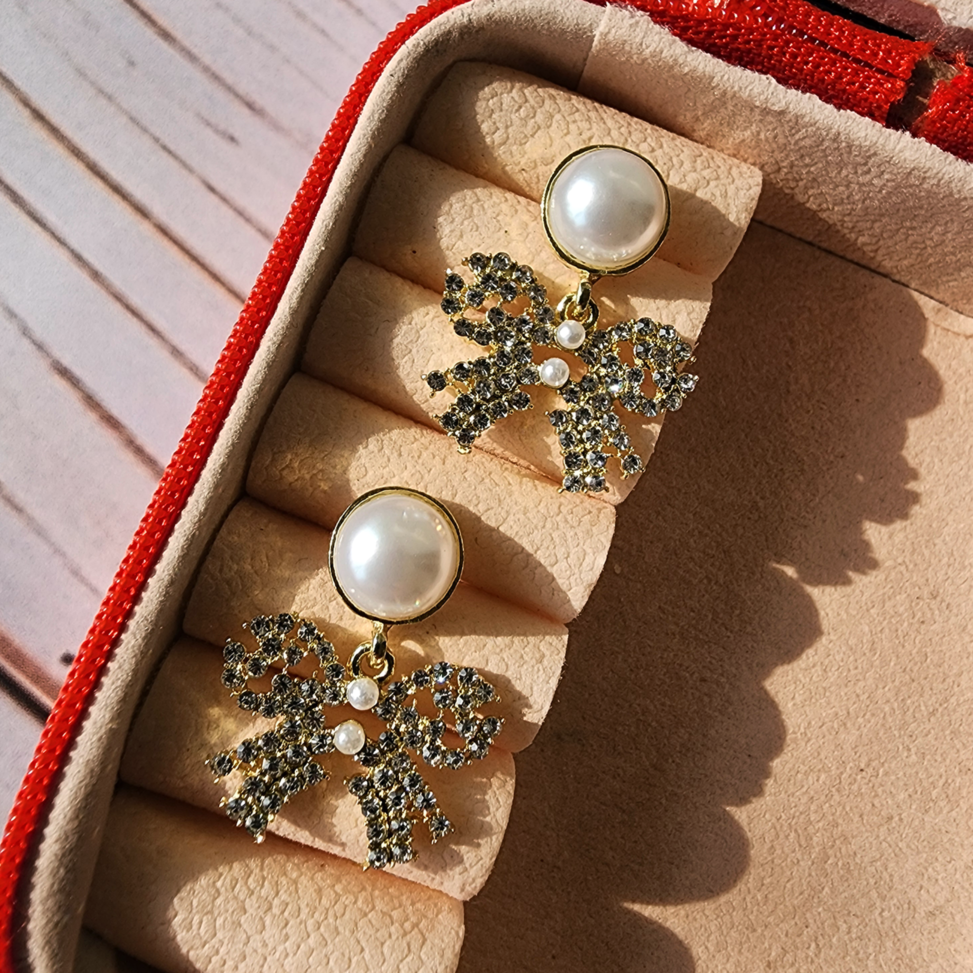 Pearlia Drop Earrings - GoDazzle