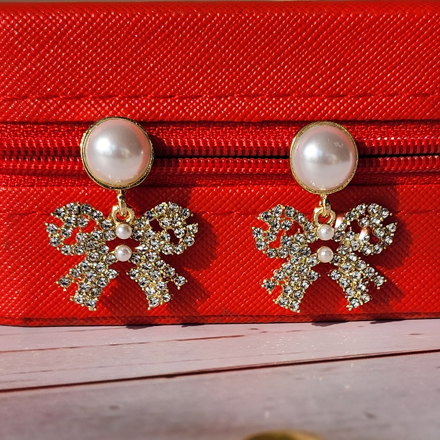 Pearlia Drop Earrings - GoDazzle