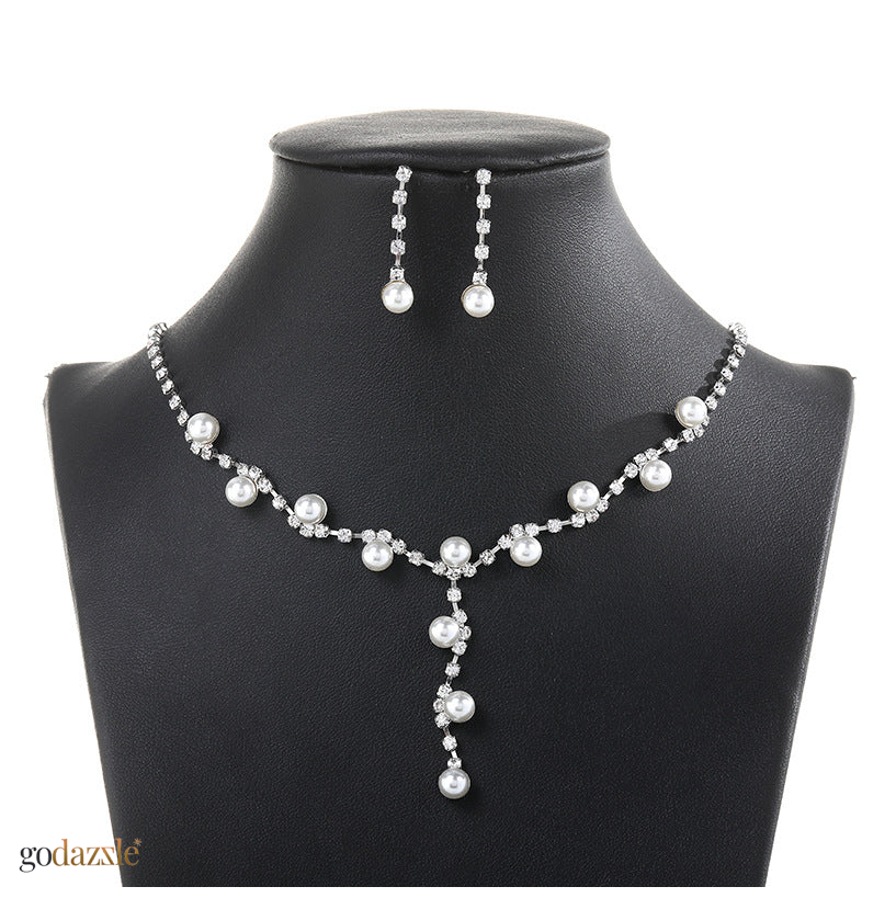 Eva Peal Chain & Earrings Set